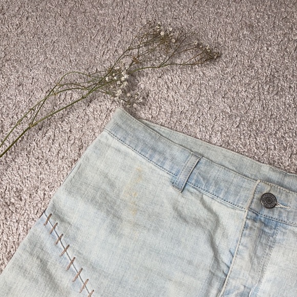 Buffalo David Bitton Mini Skirt | Size 28 - Picture 10 of 11